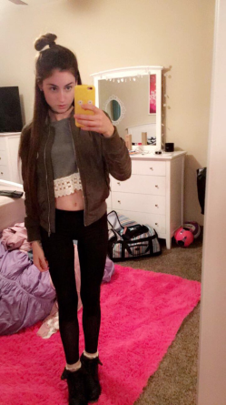 [Image: 681594870-nude-photos2043-43520.png]