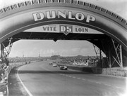 24 HEURES DU MANS YEAR BY YEAR PART ONE 1923-1969 - Page 29 53lm00-amb
