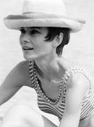 Audrey-Hepburn-mf69