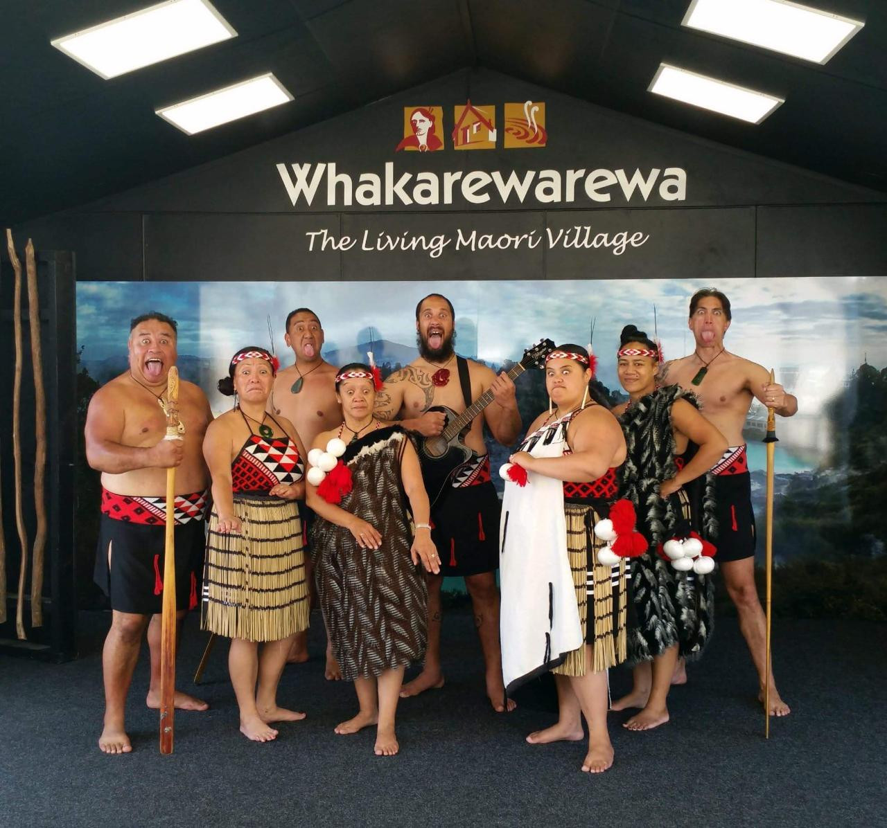From Auckland: Rotorua Māori Village with Haka and Polynesian Spa | Shaara Deals