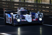 24 HEURES DU MANS YEAR BY YEAR PART SIX 2010 - 2019 - Page 20 14lm08-Toyota-TS40-Hybrid-A-Davidson-N-Lapierre-S-Buemi-105