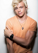 Ross-Lynch-superficial-guys-125