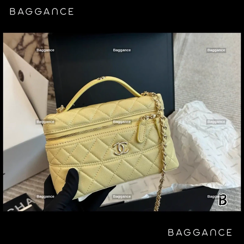 Chanel IP 25C Box Bag - 19cm EVCHFW-112