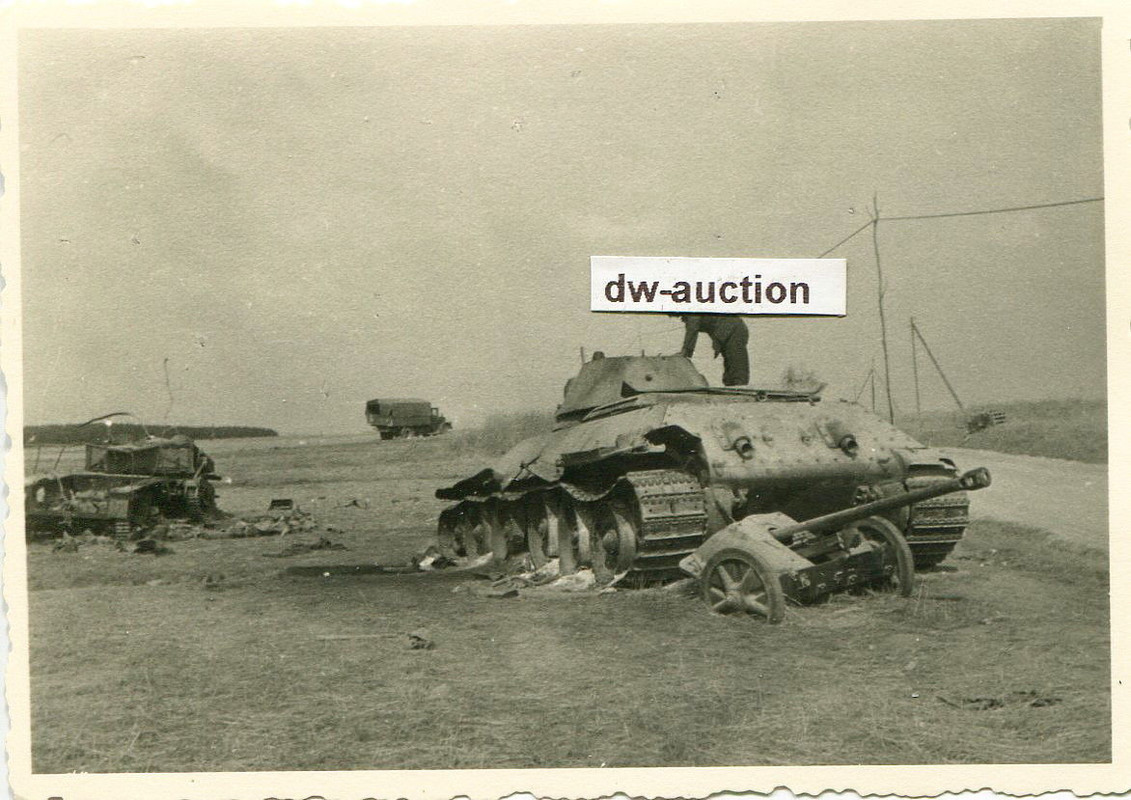 zerstörter russischer Panzer (1)
