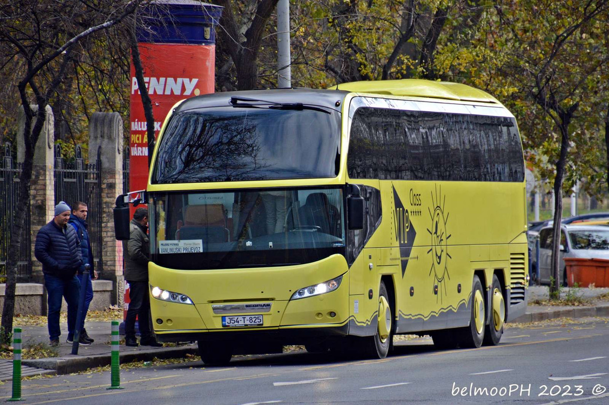 5C5ECF6D-D12B-4D8D-912D-107404798E80