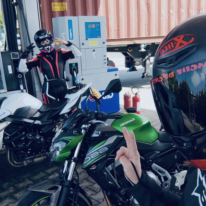 D4C73B2E-840D-4754-953B-5768C79329D2