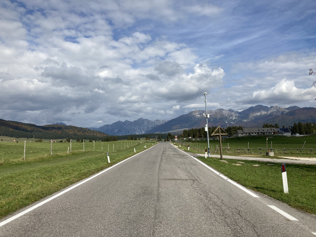 E3F84826-C2F1-4B1F-9F4B-9F3DB0887FD3