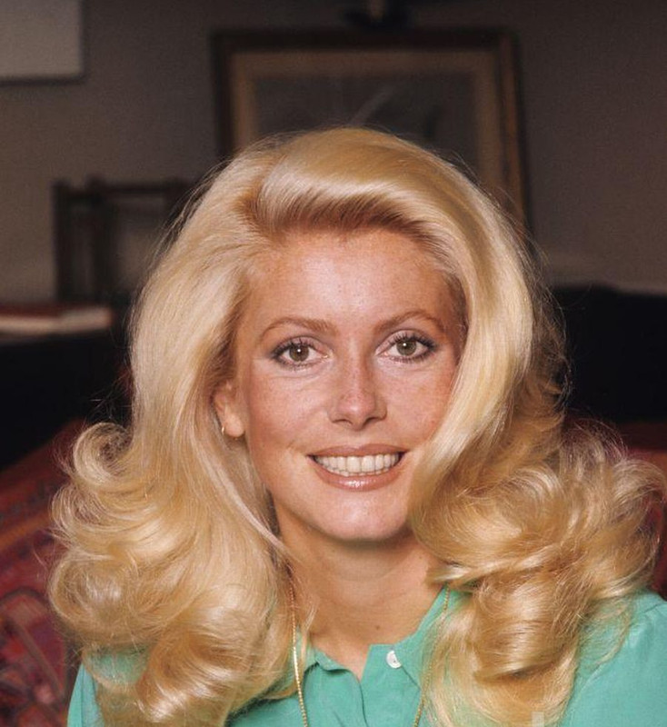 catherine_deneuve_mc21