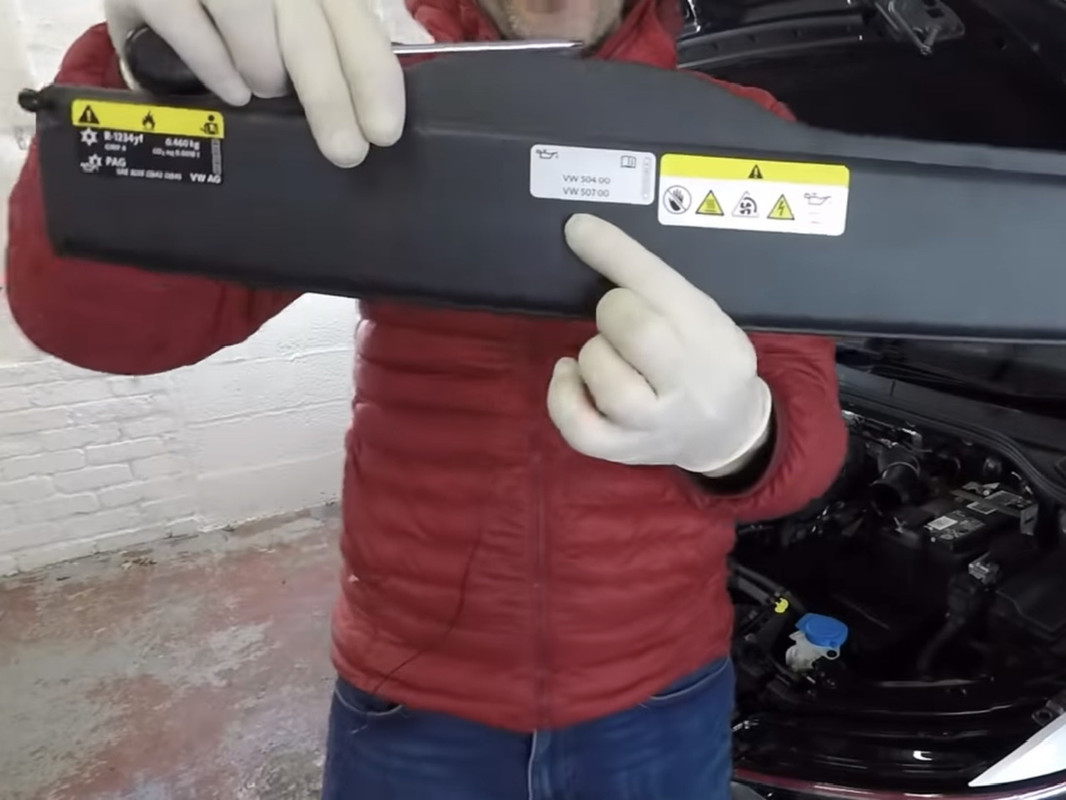 04CA90C7-52D4-4B9D-AE8F-B1C9E8117EE7