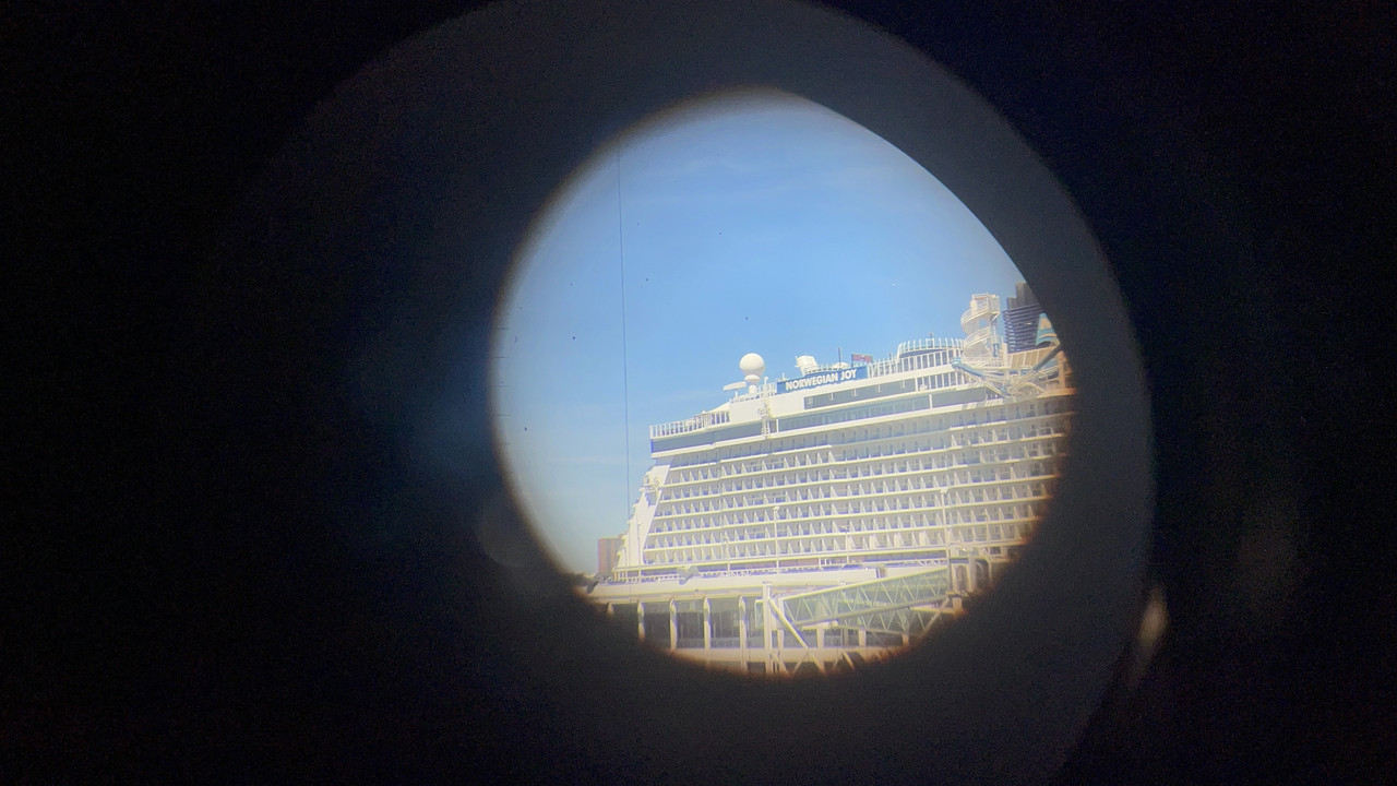 Skype_Picture_2024_10_20T23_49_34_759Z