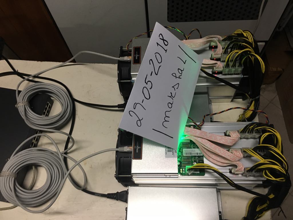 received_1938841632816335