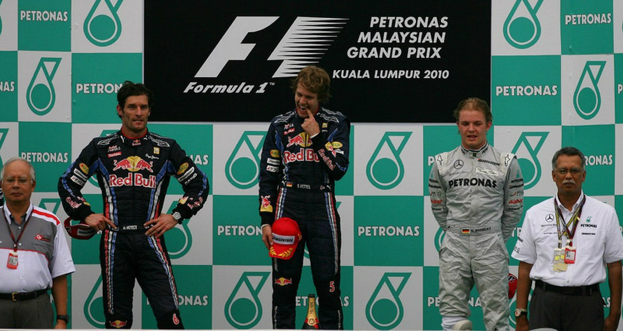 2010 мал подиум