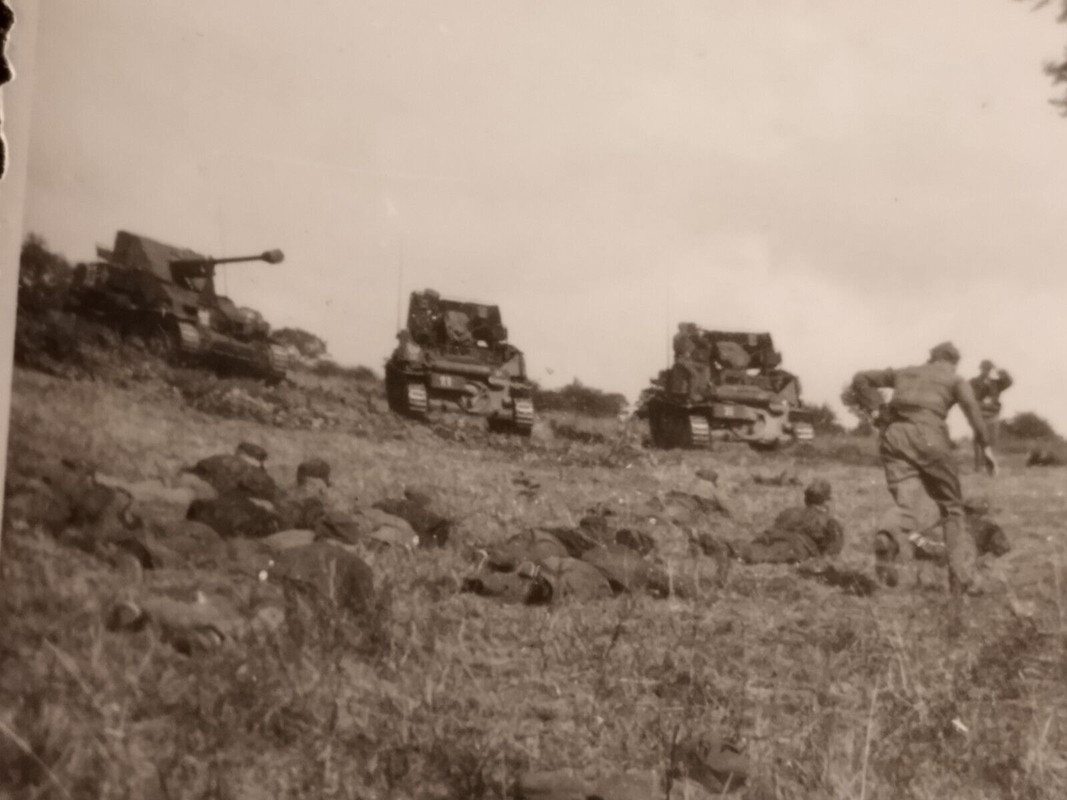 2.WK Foto Kampfgruppe Panzerjäger Marder mit russ Pak Aufbau Übung Panzerrudel