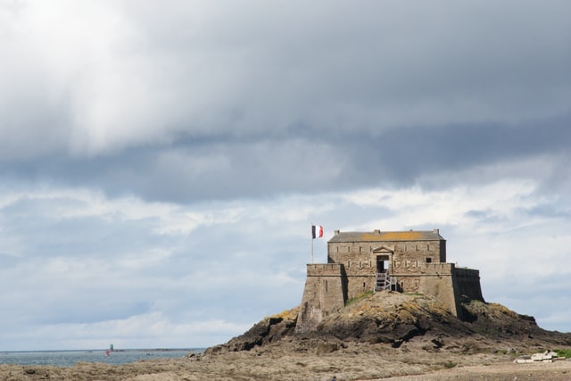 Flaner dans les remparts de Saint-Malo