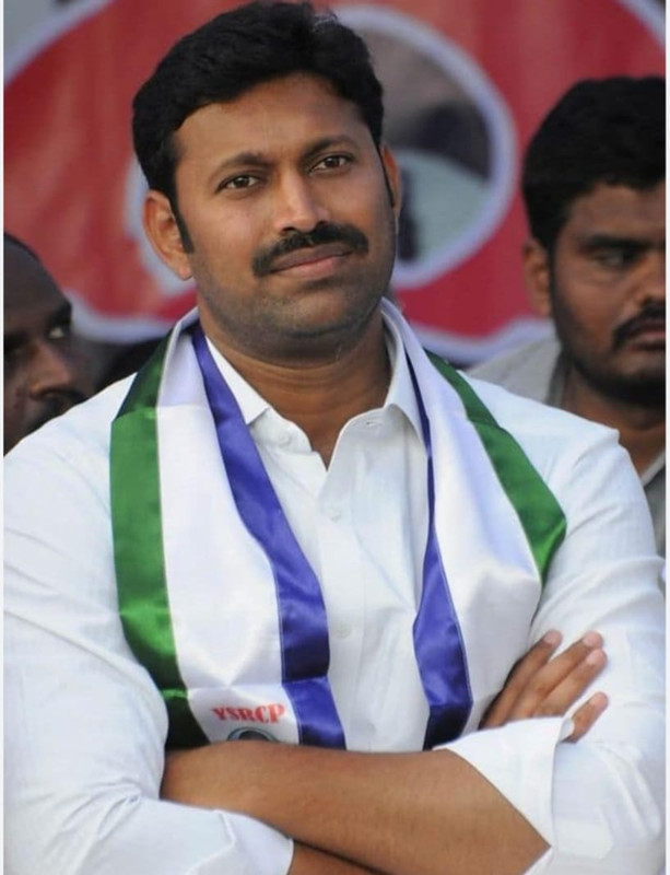 Flash కడప ఎంపీ అవినాష్ రెడ్డికి సిబిఐ నోటీసులు Flash కడప ఎంపీ అవినాష్ రెడ్డికి సిబిఐ నోటీసులు
