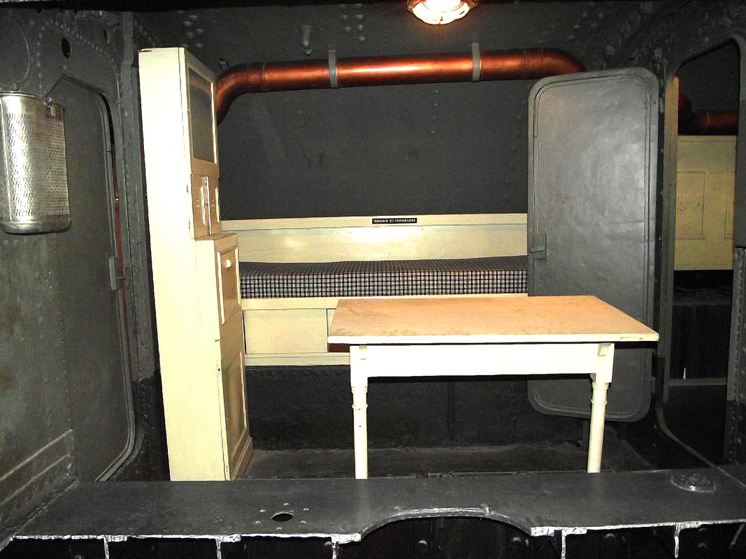 SMS U-1 каюта командира