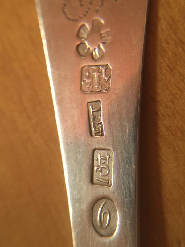 562D4A31-0A32-45F2-BDAE-FEF076031011