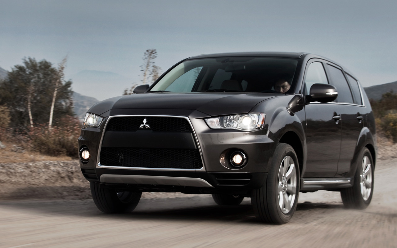 mitsubishi-outlander-2012-12.jpg