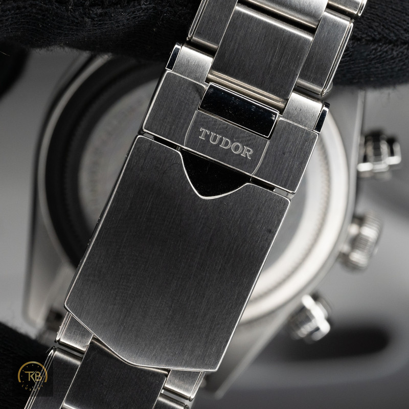 Tudor Reverse Panda - Image 13