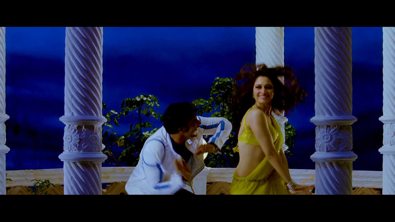 [Image: Tamanna-Hot-Song-From-Himmatwala-Taki-O-...-21-55.jpg]