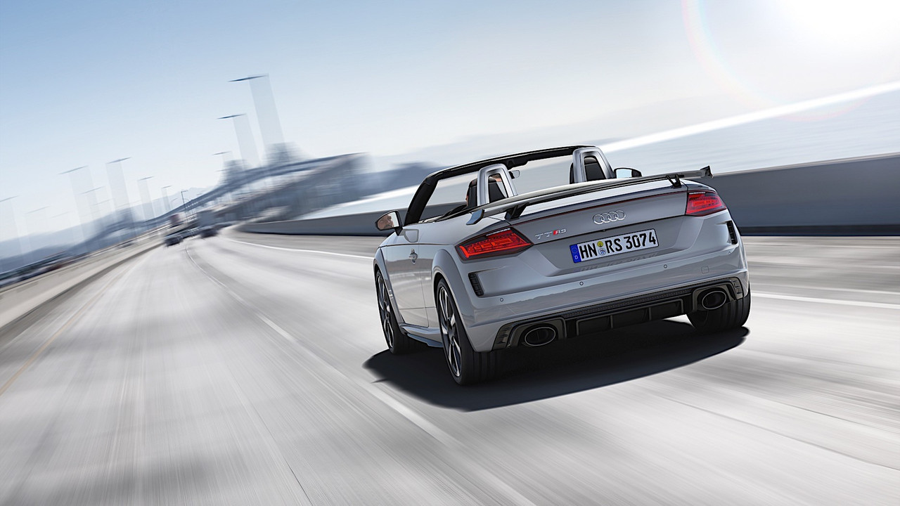 Audi TT RS Coupé & Audi TT RS Roadster (20)