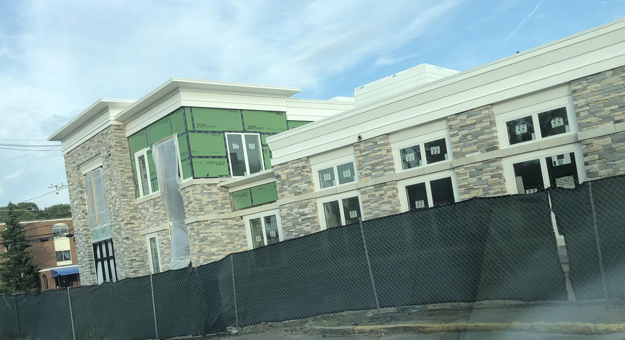 A2C580A5-2AF2-44AB-8042-048F6EC93B9F