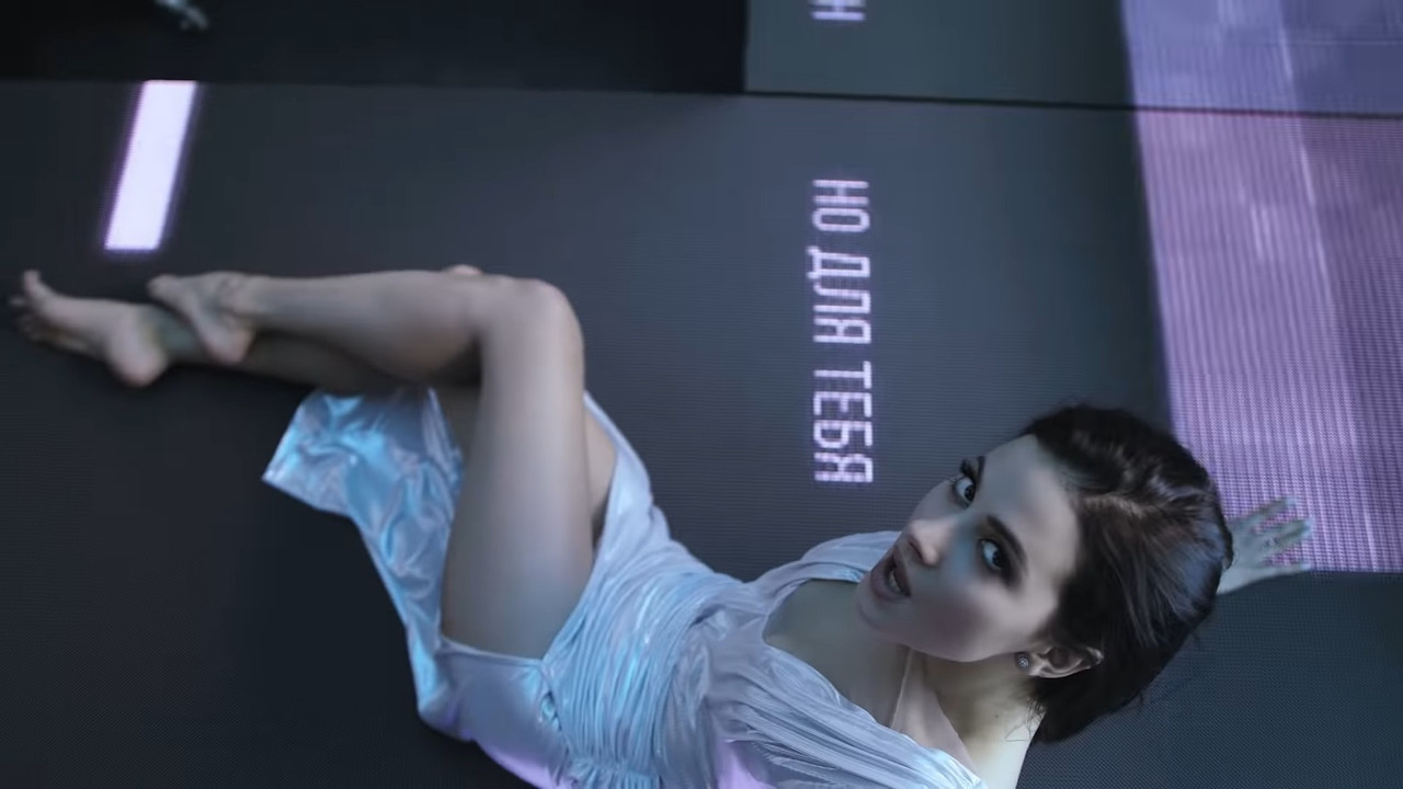 E8D09A2C-82B5-4F3F-8ACA-92C6682E1854