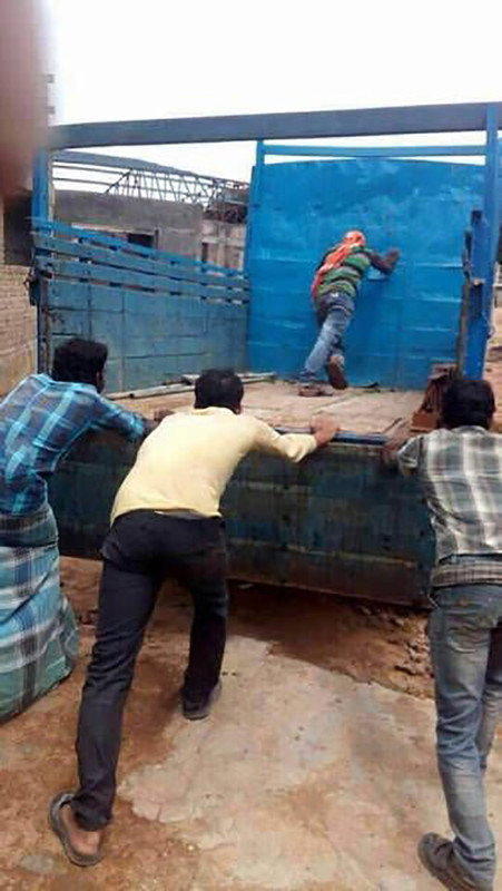 Легко рождаются желанья, но их мешает лень вершить