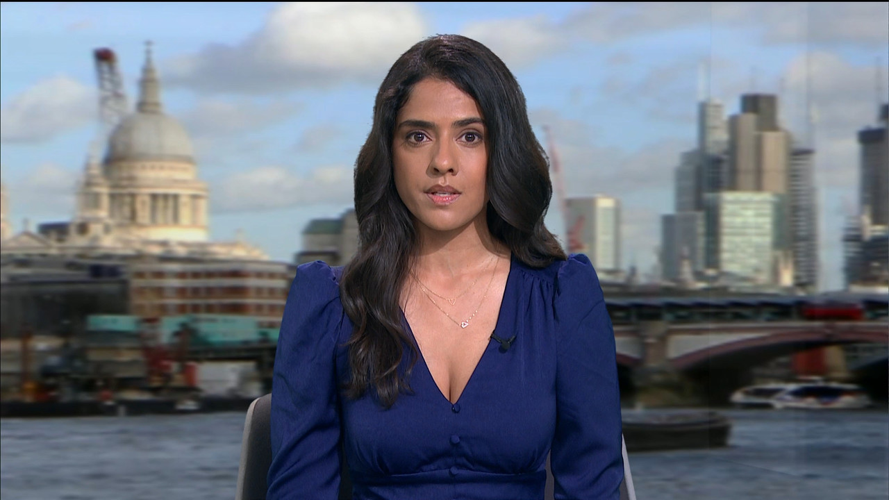 ITV News London_20220516_18001830.ts_snapshot_02.40.096