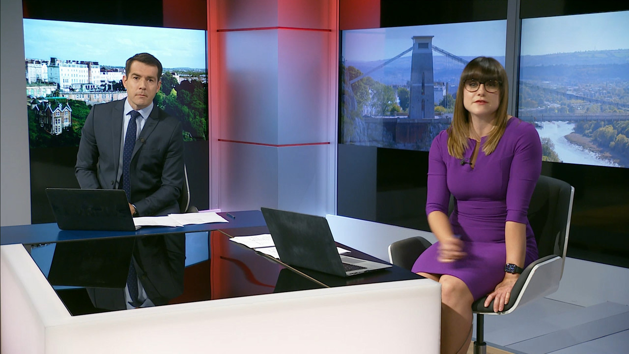 07.06 - 18.00.00 - ITV News London. The latest news in London and the....ts_snapshot_15.45.113