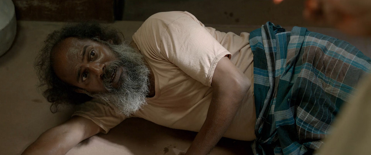 Minnal Murali 2021 WebRip [Hindi + Tamil + Telugu + Malayalam + Kannada] 480p, 720p, 1080p ESub Screenshot