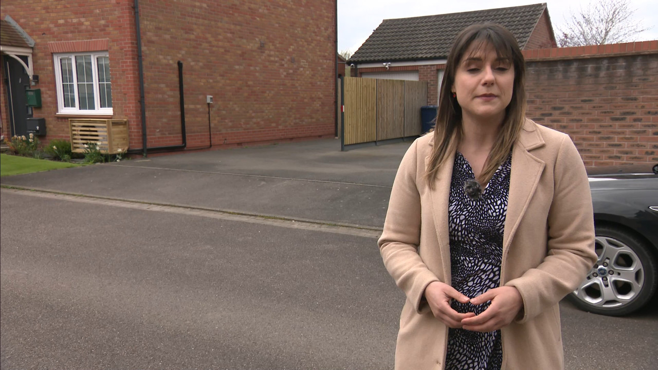 ITV News London 2022_04_05_18_00_00 - 1.ts_snapshot_10.03.820