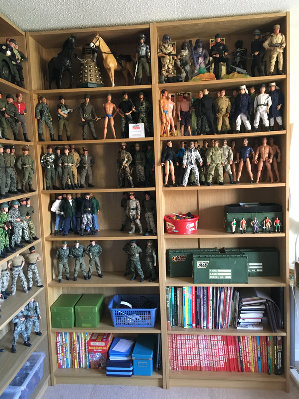A Refit for Gunner HQ.. or the collection was out of control !! IMG-2197
