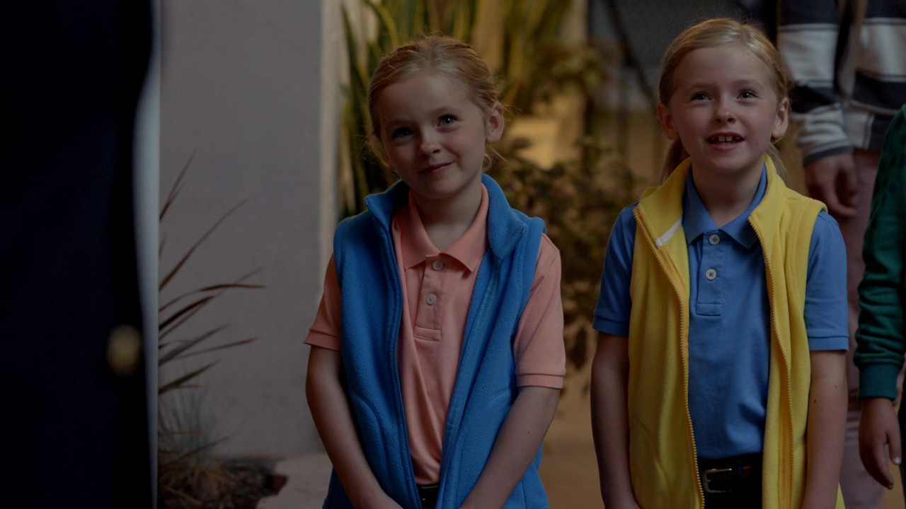 Single Parents 2018 S01 1080p AMZN Webrip x265 10bit EAC3 5 1 TheSickle TAoE