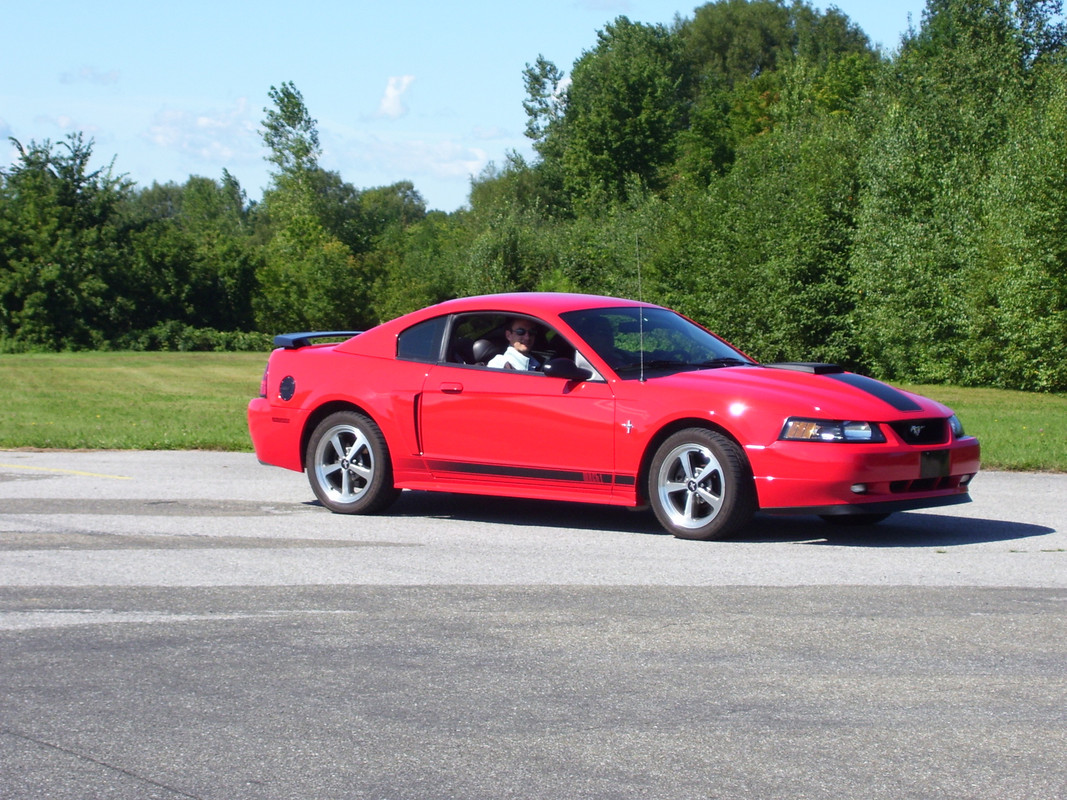 ford - Montréal Mustang: 40 ans et + d’activités! (Photos-Vidéos,etc...) - Page 19 100-0373