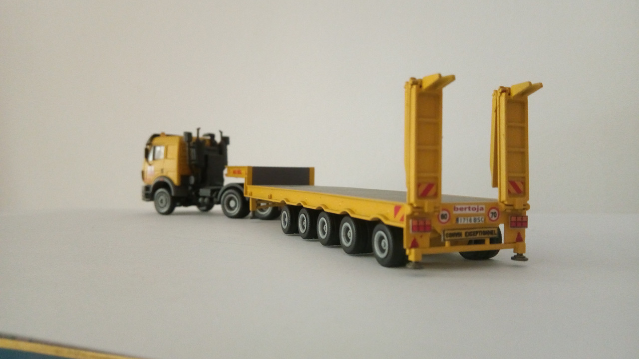 Macht (7671)