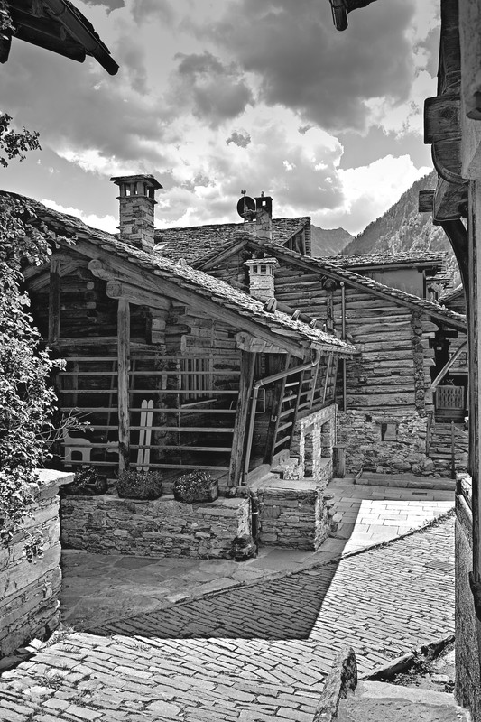 SDIM0165B&W-RawTherapee