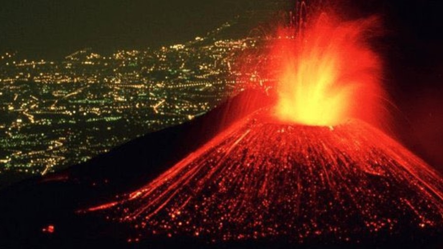 Captan intensa actividad volcánica