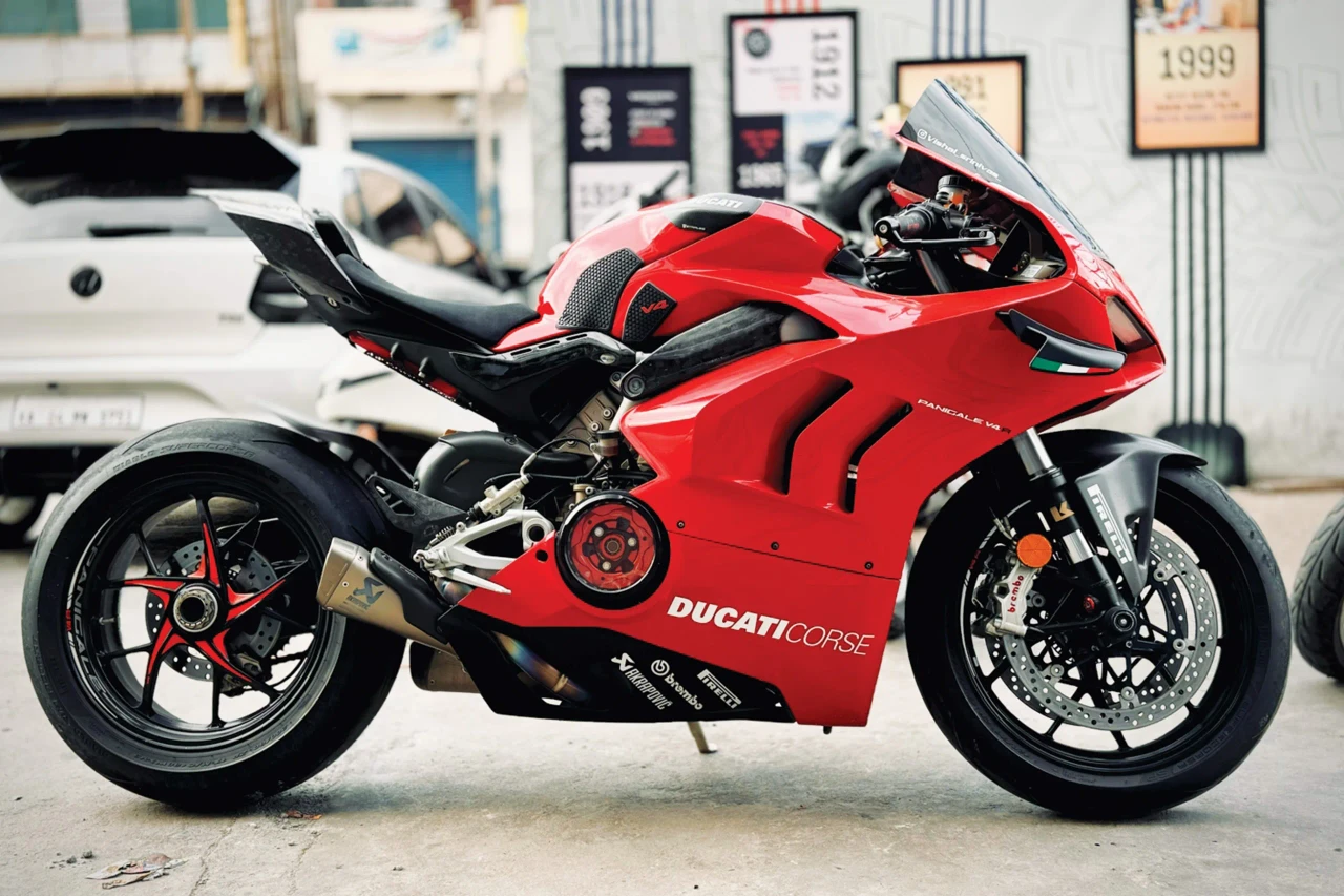 Torque Block tyre expertise for Ducati Panigale V4