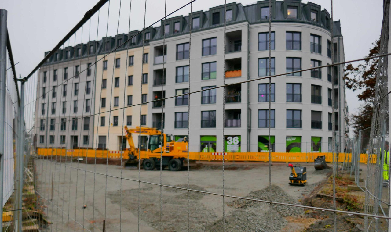 Bild: https://i.postimg.cc/hjV2N9St/P1330141.jpg