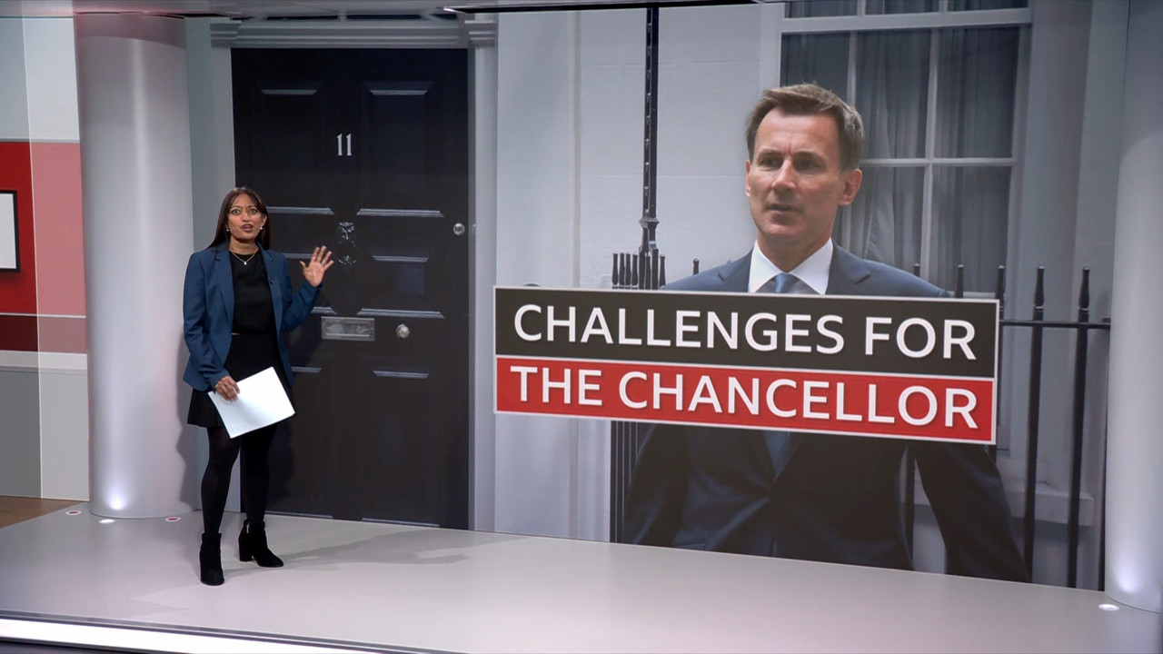 BBC News and Weather_20221016_22002225.ts_snapshot_05.38.711
