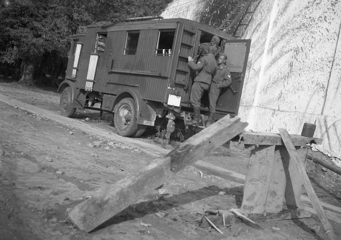 German office trailer (Fernsprechvermittlungsanhanger, 2 achs, Ah 468) - Poland 1939