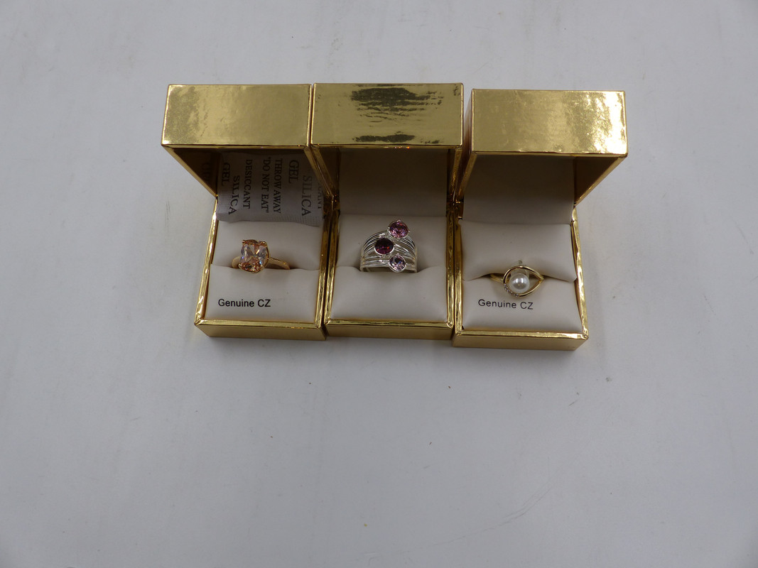 LOT OF 3 SIZE 8 WOMENS RINGS MULTI PACK RANDOM PICK WITH CASES