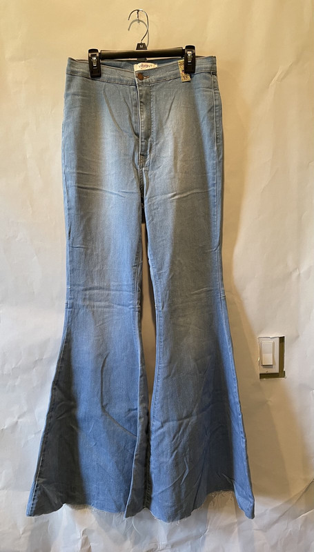 VILBRANT LIGHT BLUE FLARE HEM DENIM JEAN WOMENS 13