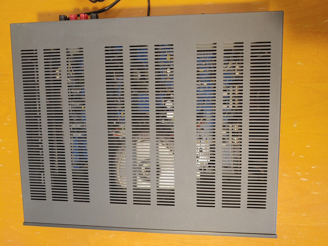 NAD 214 Amplificatore finale (2)