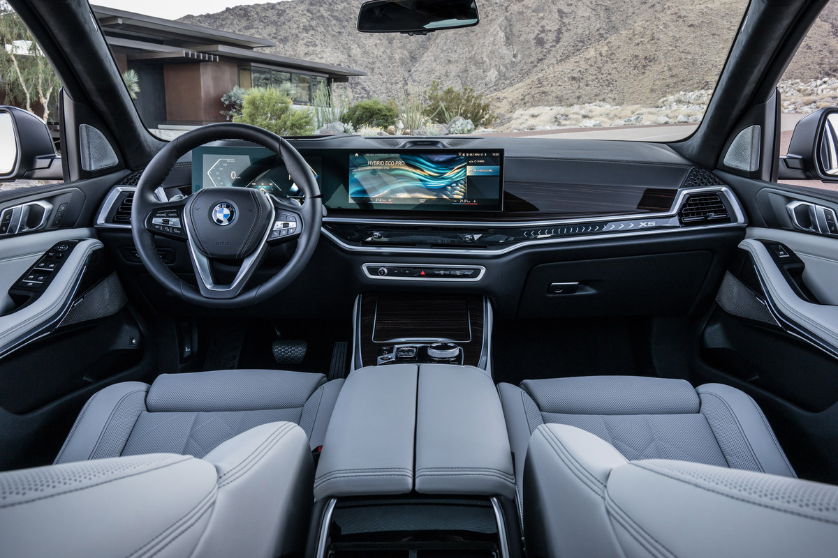 P90489814_highRes_the-new-bmw-x5-xdriv