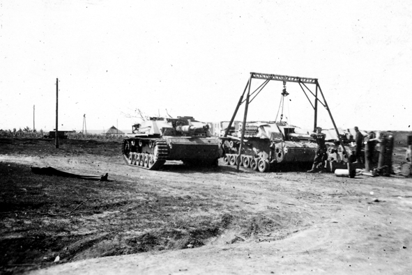 _17_3_34_1mStug210_Tabellion_112INT