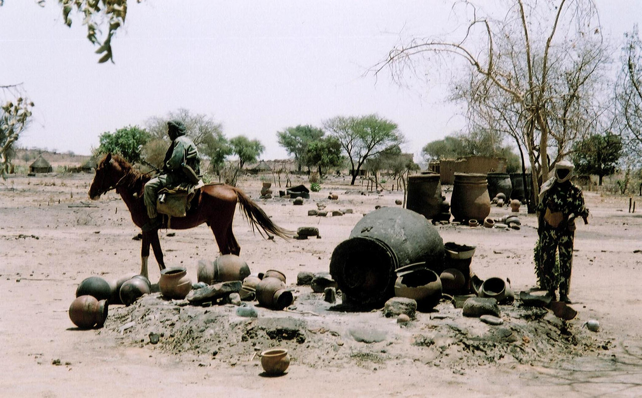 janjanweed-militia-2004-darfur.jpg
