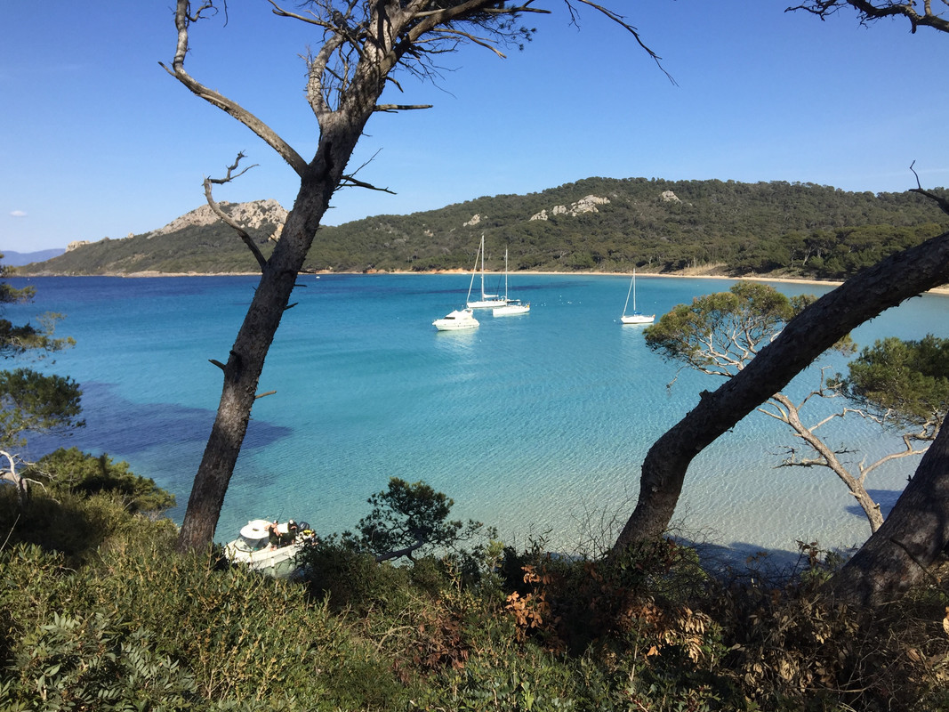 E7C8664D-7AB8-41BC-AA1B-5F10AFFC8841