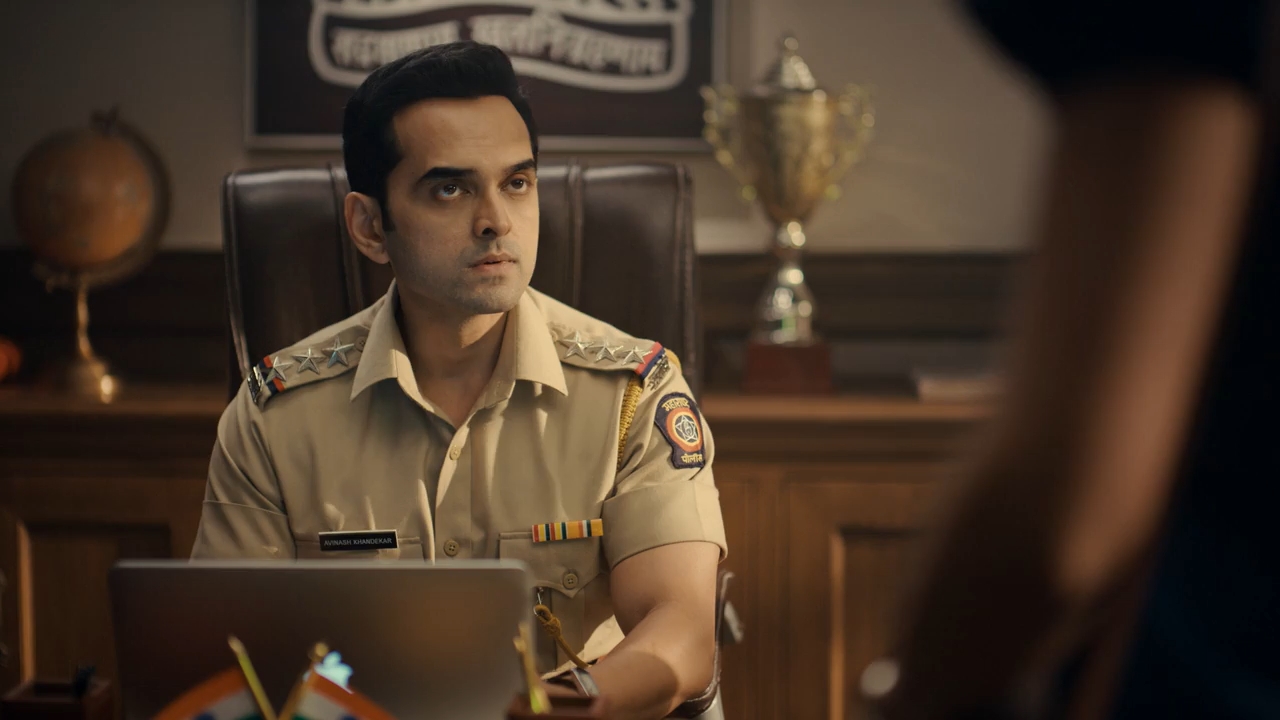 Amar Vishwas (2026) Season 1 [Hindi] WebRip 480p, 720p ESub - Complete Screenshot